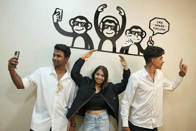 Mumbling Monkeys Media LLP - Podcast Studio