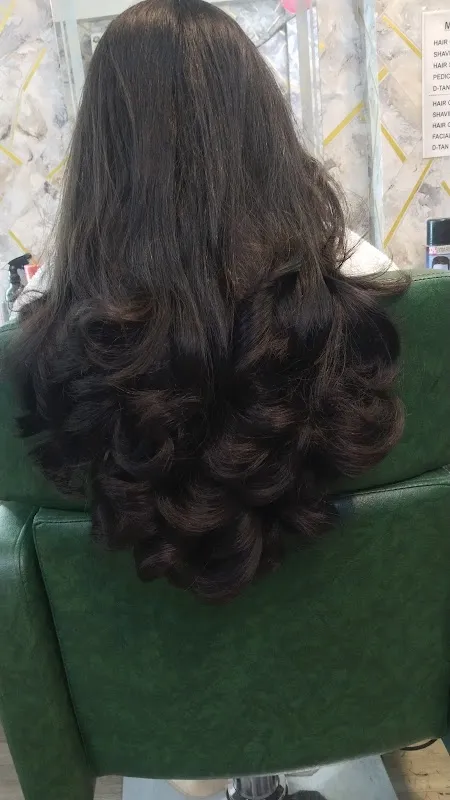 Siya Galaxy salon