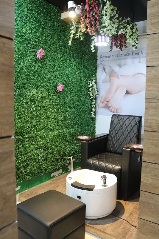 STYLEOLOGY UNISEX SALON