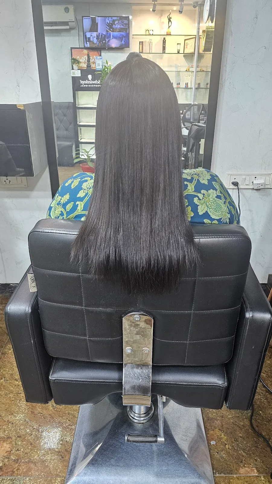 La Beauty Salon & Aesthetics - Unisex Salon in Mogappair West