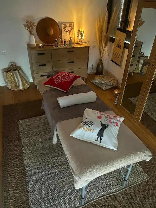Les Mains d’Olivia à Nice : massage californien, drainage, mix massage arts, ayurvédique, Kobido, suédois, Lomi Lomi
