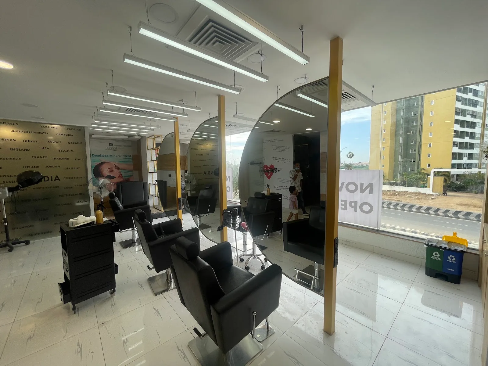 Toni&Guy Essensuals Pallavaram