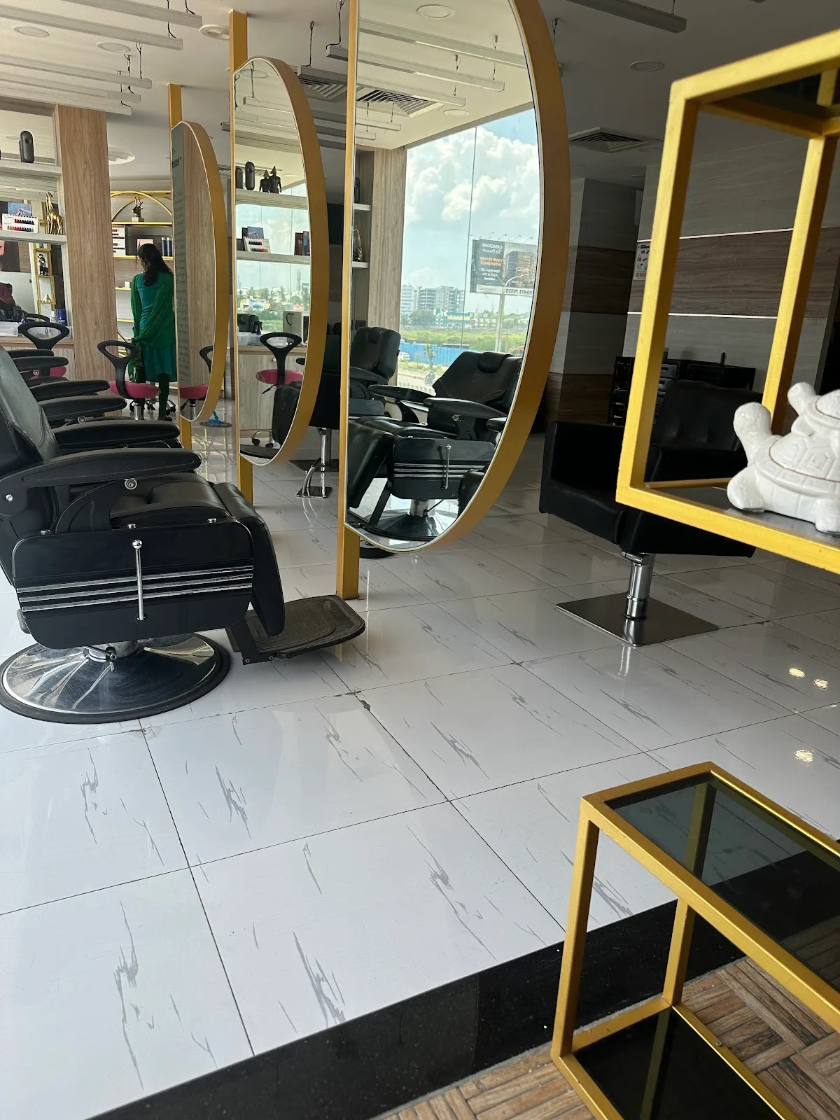 Toni&Guy Essensuals Pallavaram