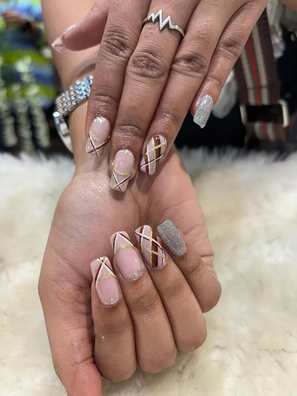 BROOKLYN SALON