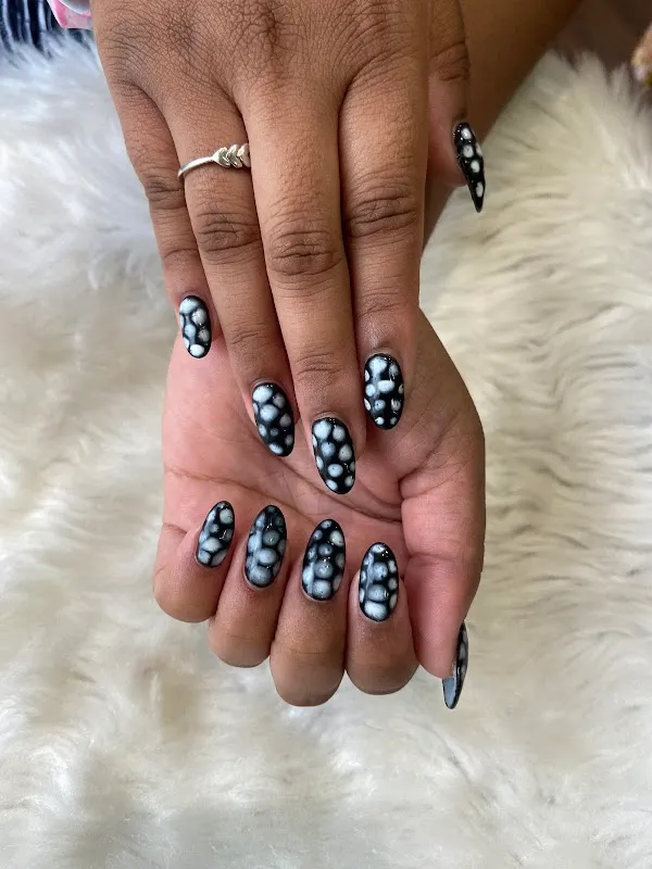 BROOKLYN SALON