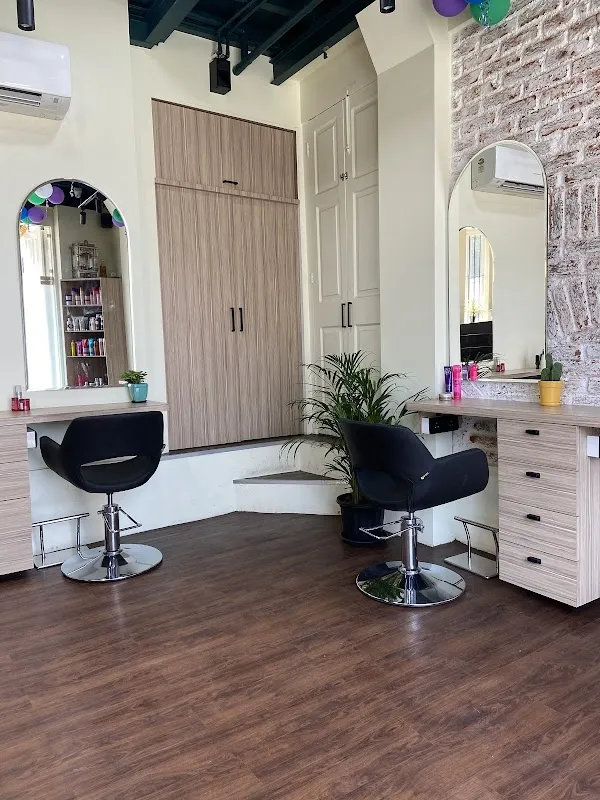 BROOKLYN SALON