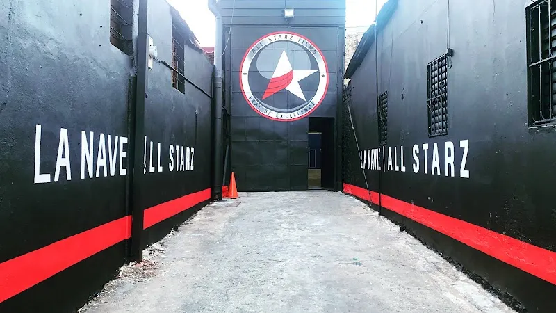 LA NAVE ALL STARZ STUDIO