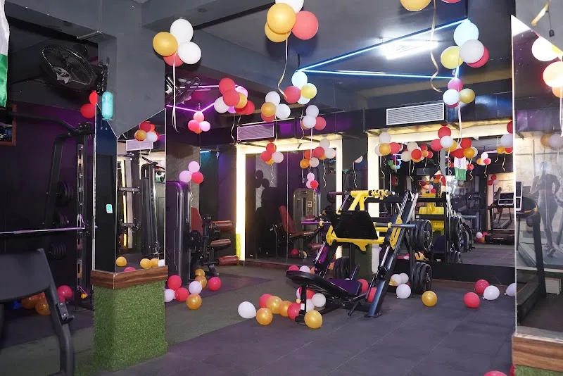 Friends fitness club