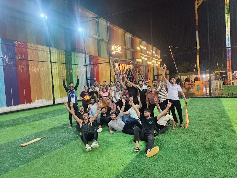 Friends fitness club