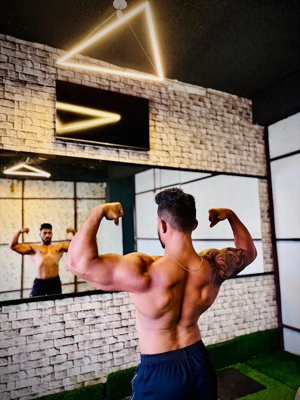Fit24 Unisex Gym
