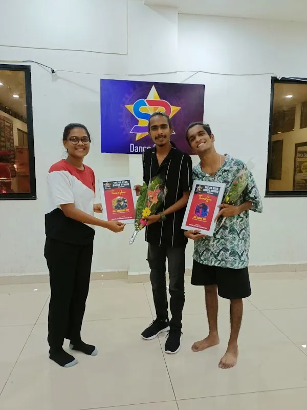 SR Star Dance Studio