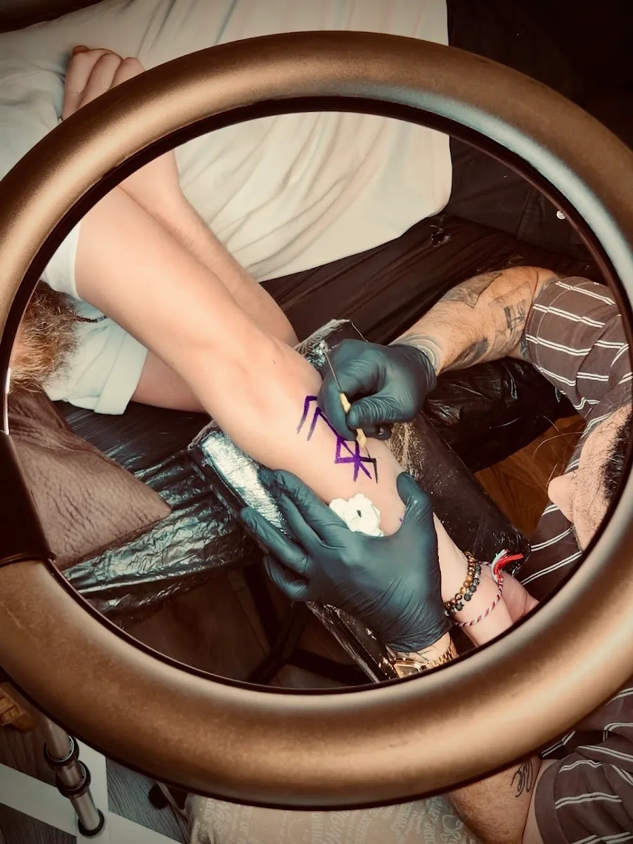 Viaticum Gallery - Tattoo & Piercing Studio Oslo