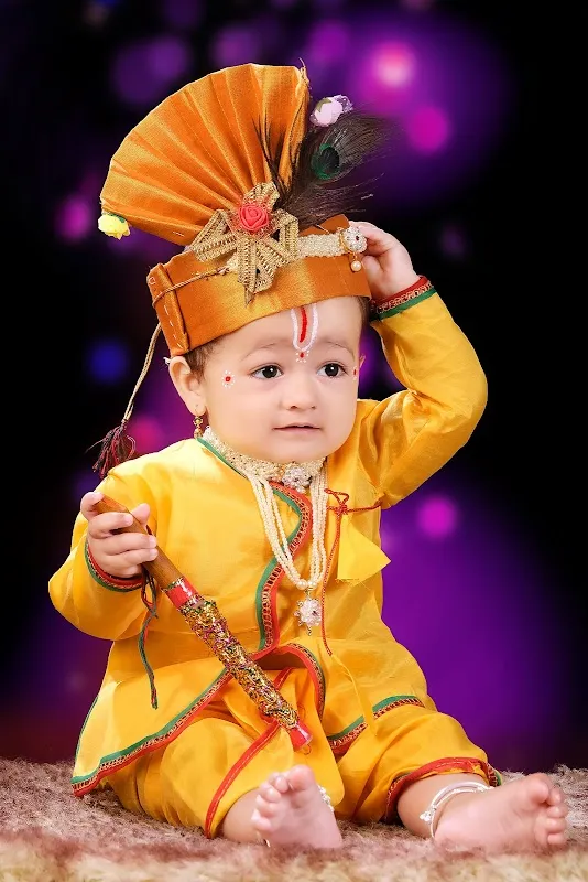 Studio SAMARTH ...The best Photography in Basmat , Hingoli.
