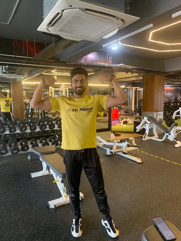 Fit Planet Gym Boring Road-Best Gym in Boring Road Patna. Biggest Gym in Boring Road Patna