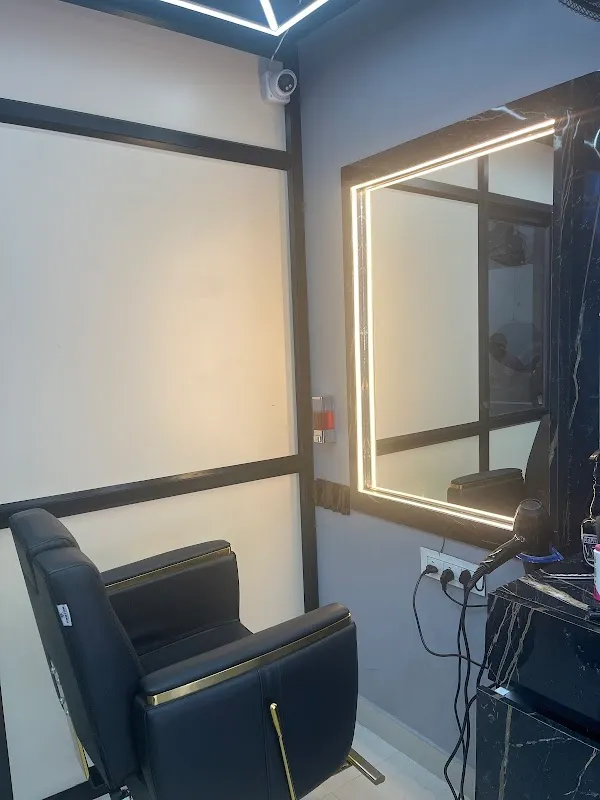 7 scissors salon and spa