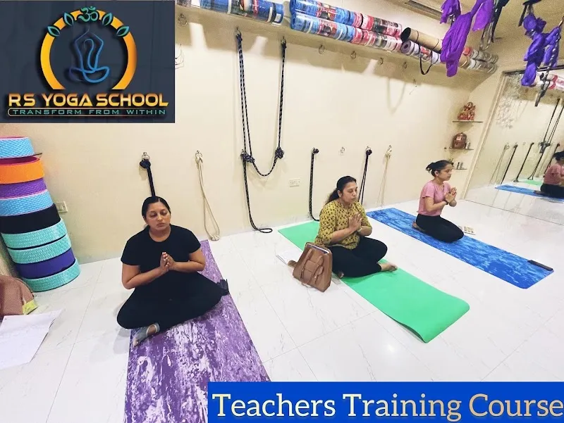 R S YOGA SCHOOL