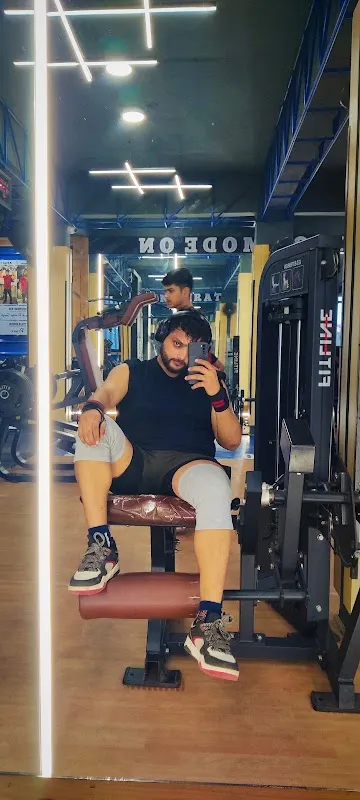 RHINOS GYM AGRA