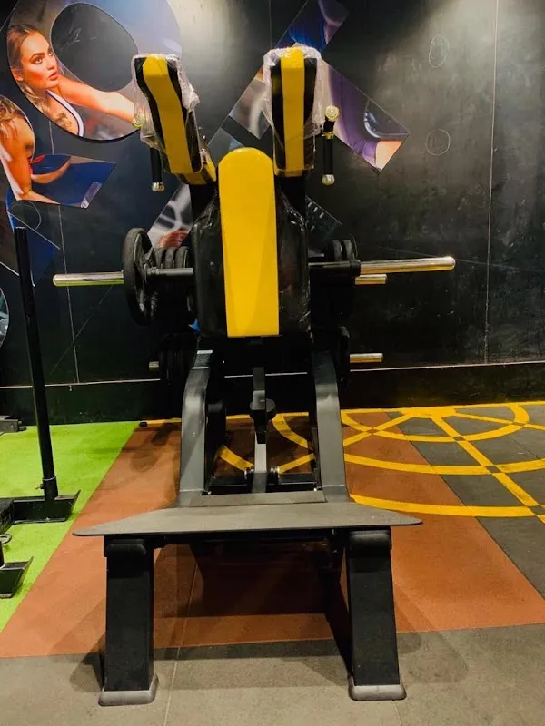 Universal Fitness Studio