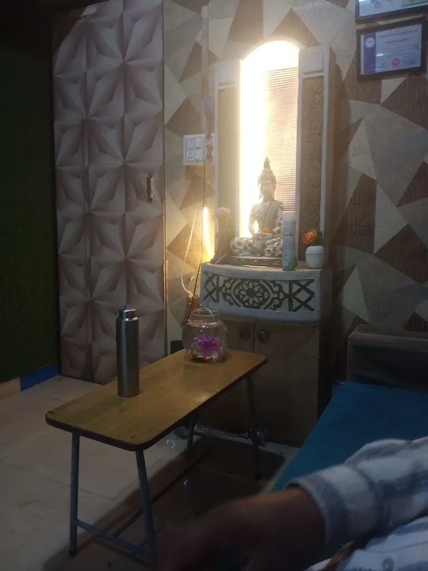 Alexa Unisex Salon & Body Spa