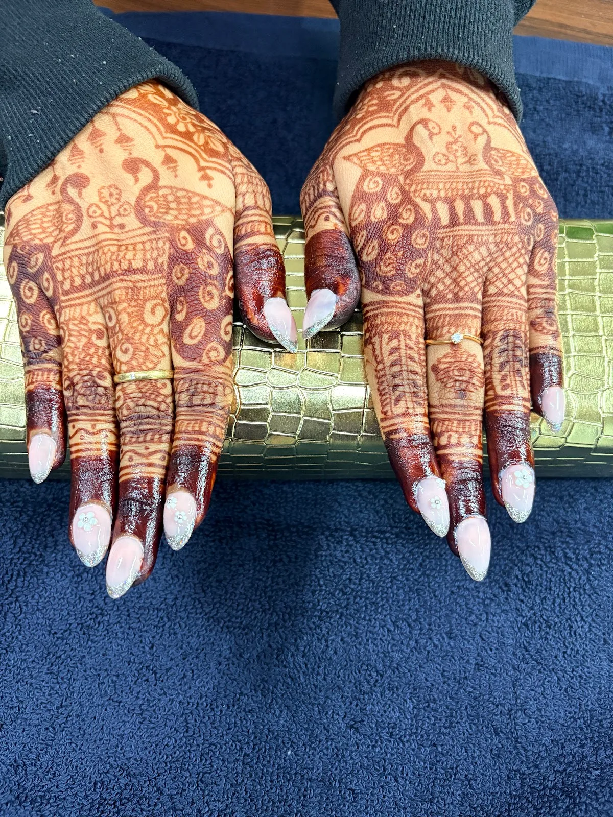 Style Reena Beauty Salon & Academy ( Hair / Skin / Makeup / Nails)