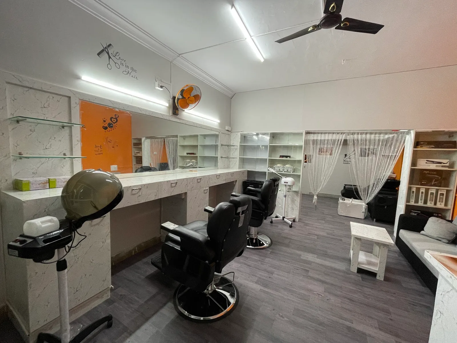 Style Reena Beauty Salon & Academy ( Hair / Skin / Makeup / Nails)
