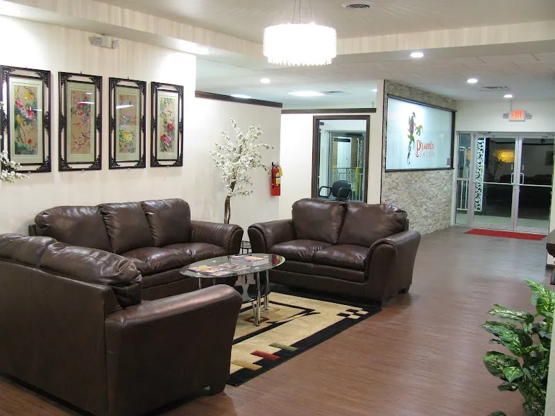 Golden Salon