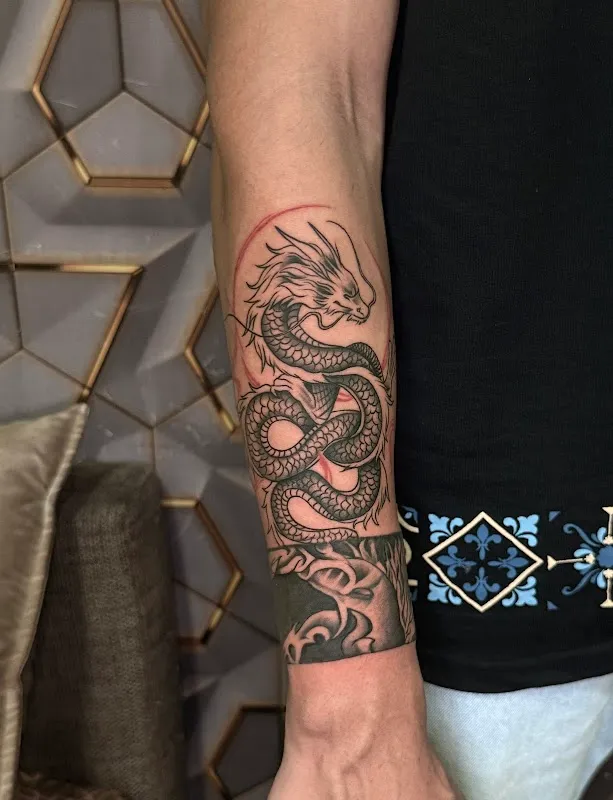 SKIN STORY TATTOO STUDIO