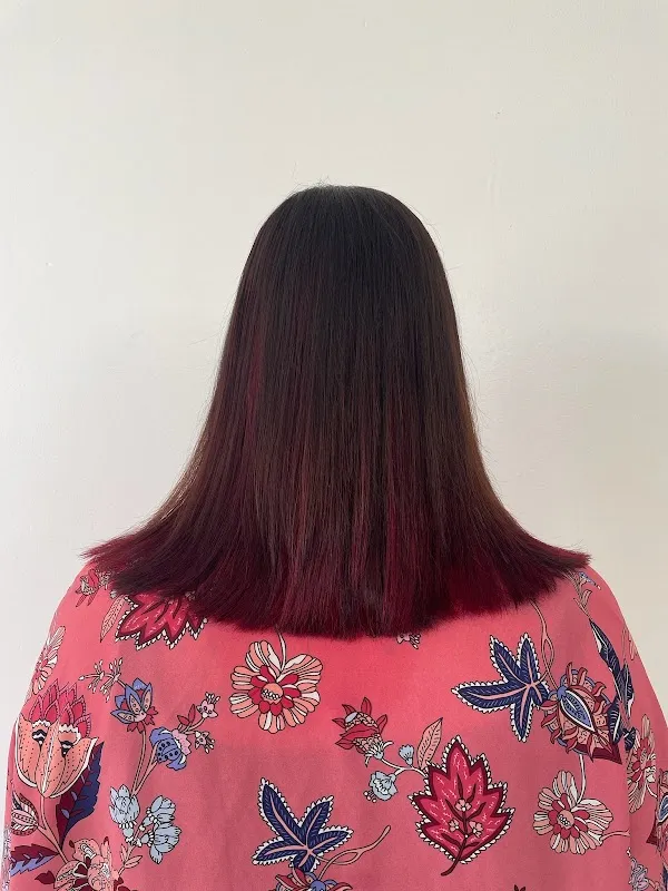 Roots Hair Company