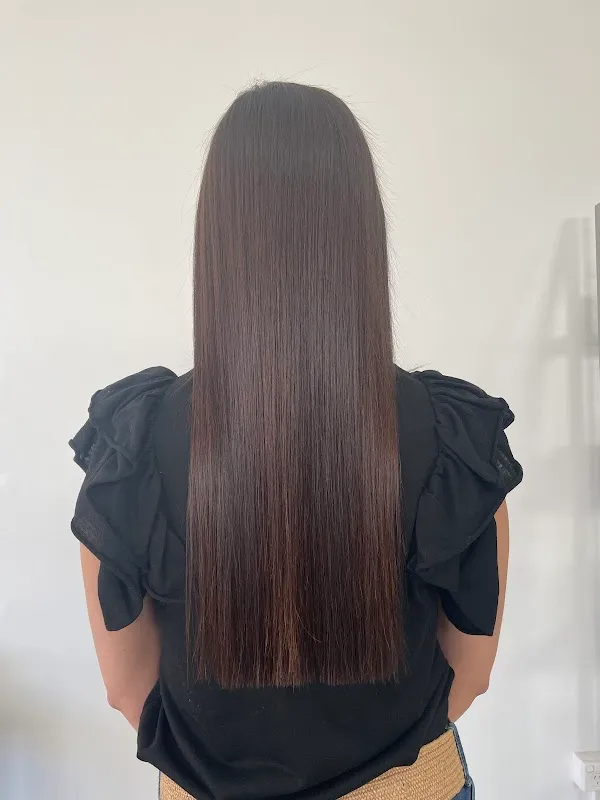 Roots Hair Company