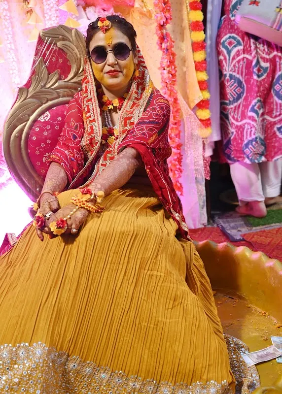 OM BHRAT STUDIO