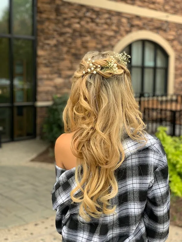 Diva Hair Salon & Barbershop