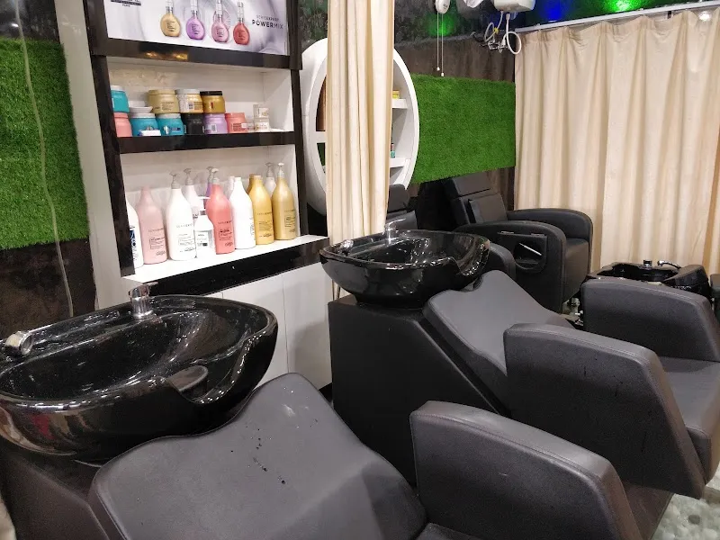 7sense unisex salon,Gajapati Nagar