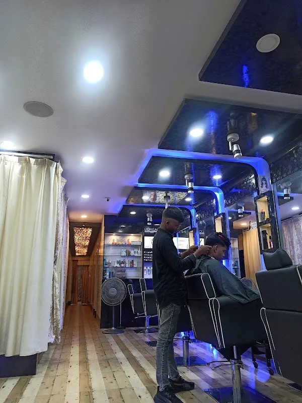 7sense unisex salon,Gajapati Nagar