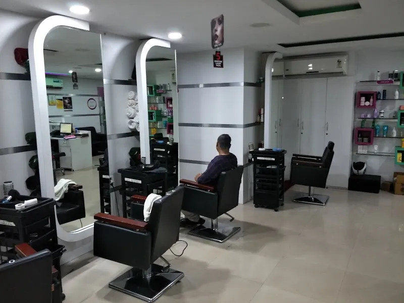 Green Trends Unisex Salon, Jayadev Vihar, Bhubaneswar