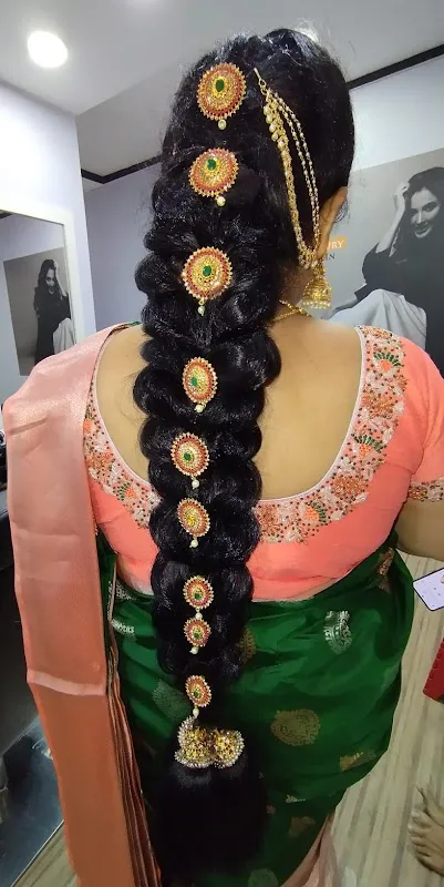Manea The Salon Miyapur