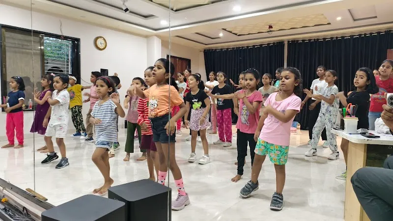 DYNASTY DANCE STUDIO INDIA