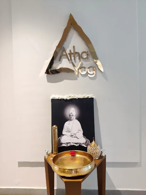 AthaYog Living - Yoga Academy