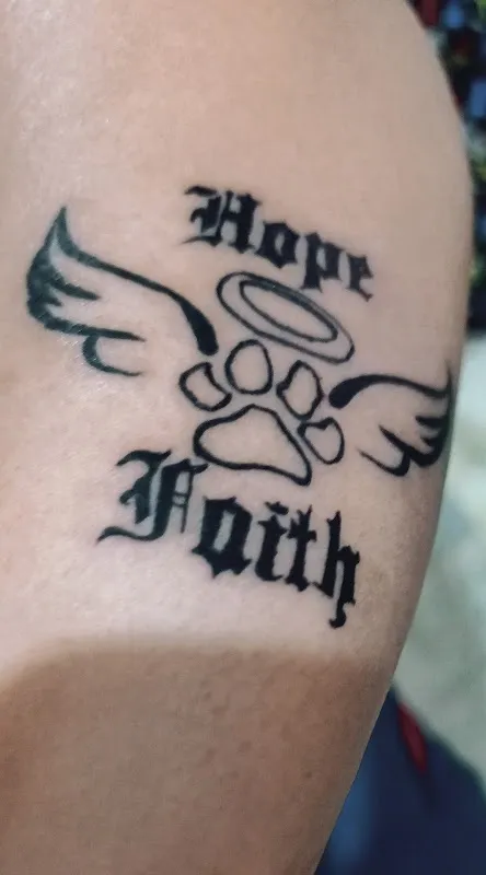 Ron Tattoos and Piercing