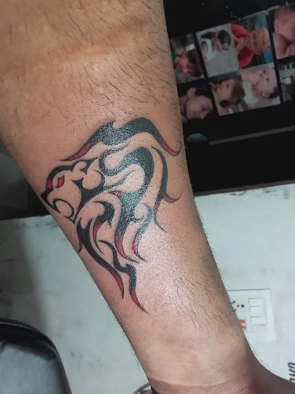 Ron Tattoos and Piercing