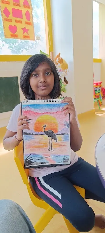 Creative aura art and craft classes