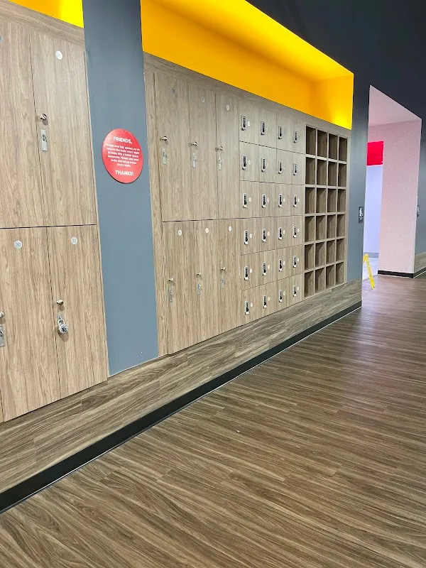 Retro Fitness
