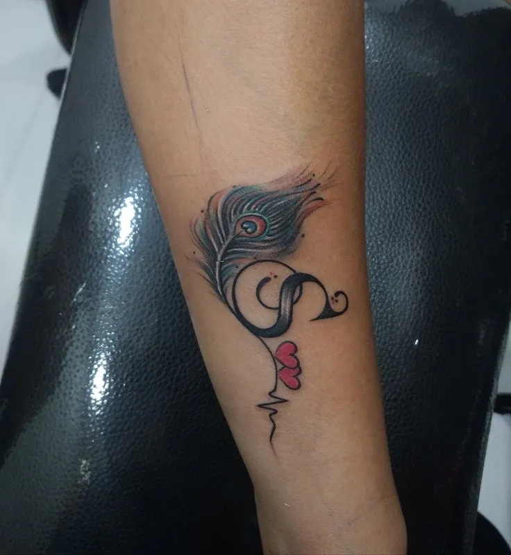 Beebuzz tattoo & Art studio