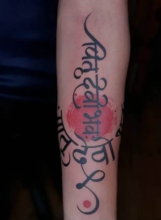 Beebuzz tattoo & Art studio