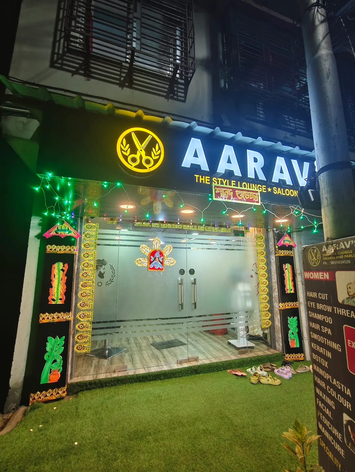 AARAV'S The Style Lounge