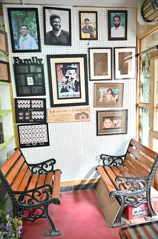 PICCY PHOTO STUDIO