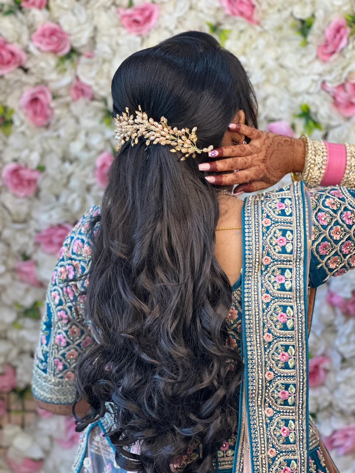 Mona Beauty Salon