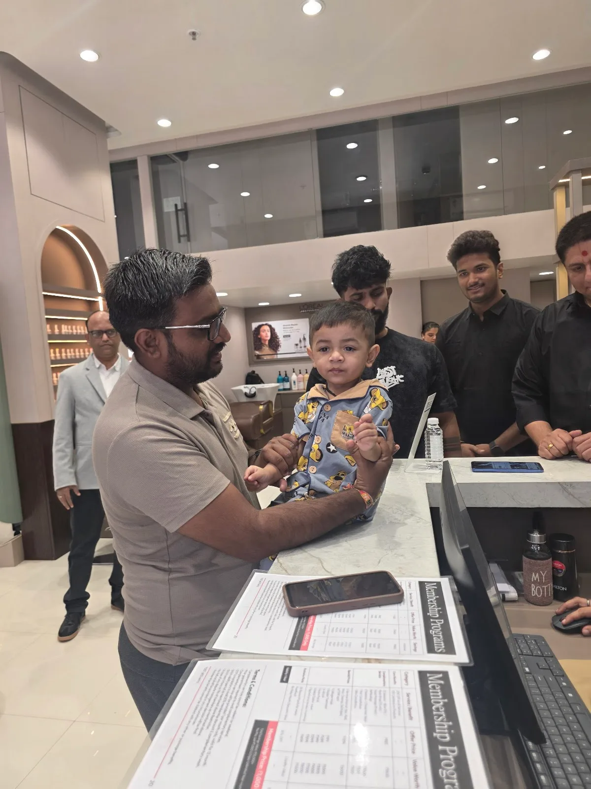 Kapils Salon & Academy - Virar (W)