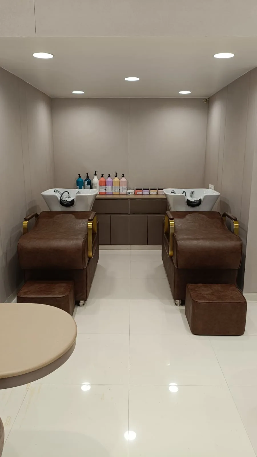 Kapils Salon & Academy - Virar (W)