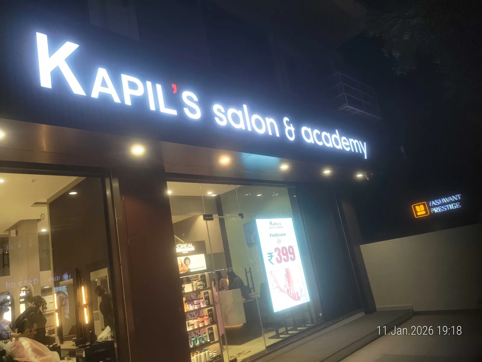 Kapils Salon & Academy - Virar (W)