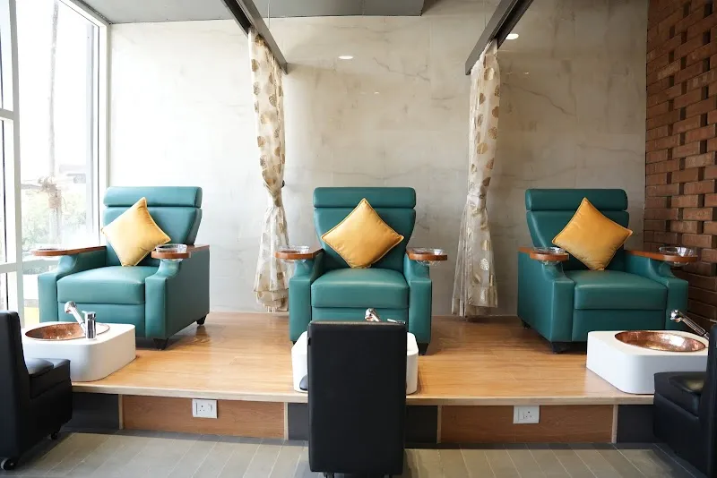 Euphoria Premium Salon | Best Salon in Kothanur | Best Salon in Hennur Road